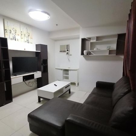 Roxas Blvd Stunning Studio Condo Near Us Embassy 마닐라 외부 사진