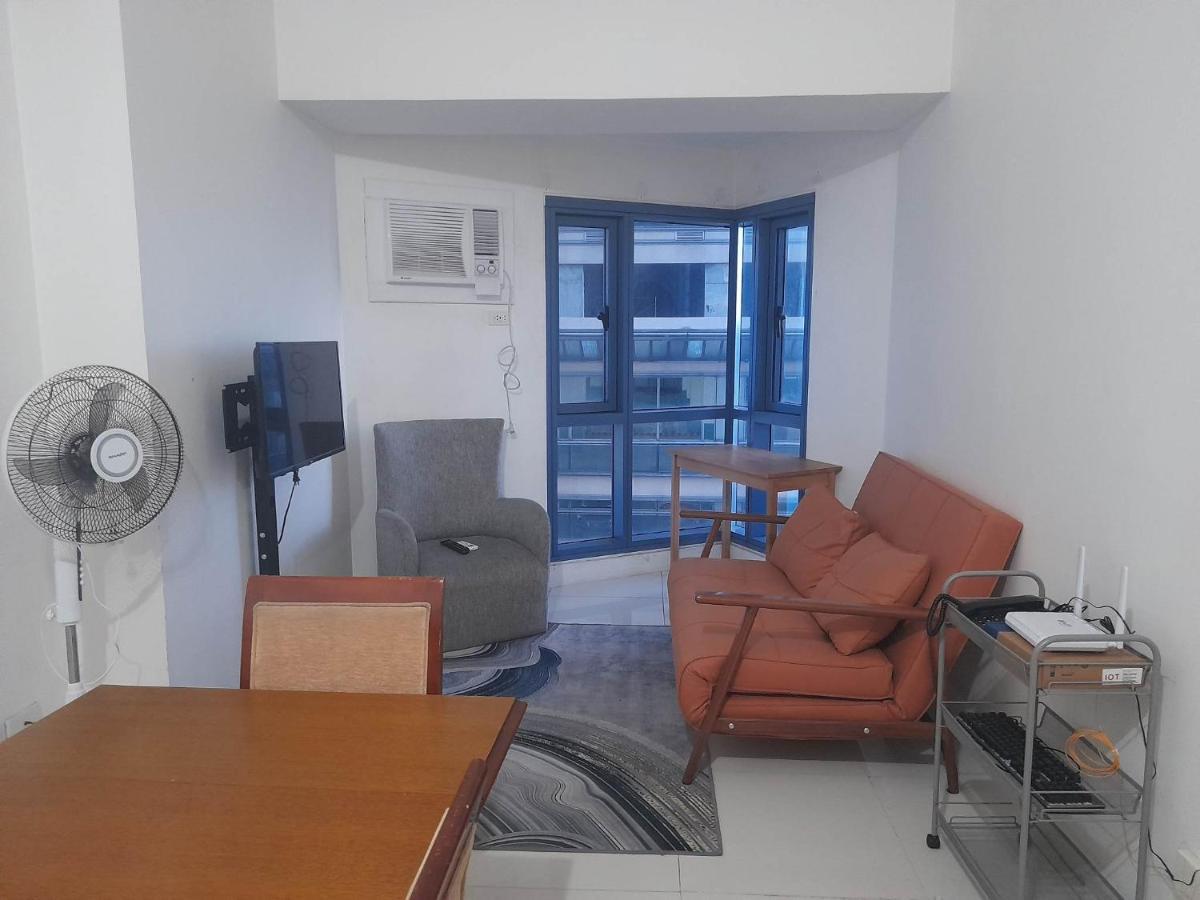 Roxas Blvd Stunning Studio Condo Near Us Embassy 마닐라 외부 사진