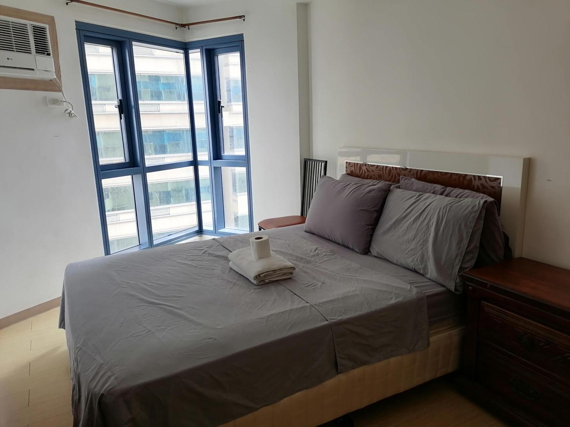Roxas Blvd Stunning Studio Condo Near Us Embassy 마닐라 외부 사진