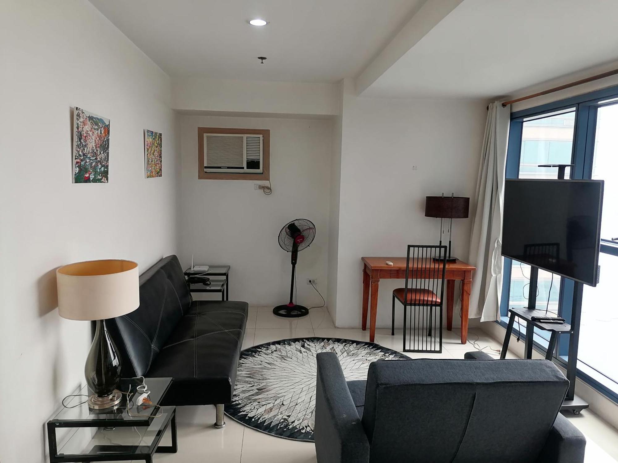 Roxas Blvd Stunning Studio Condo Near Us Embassy 마닐라 외부 사진