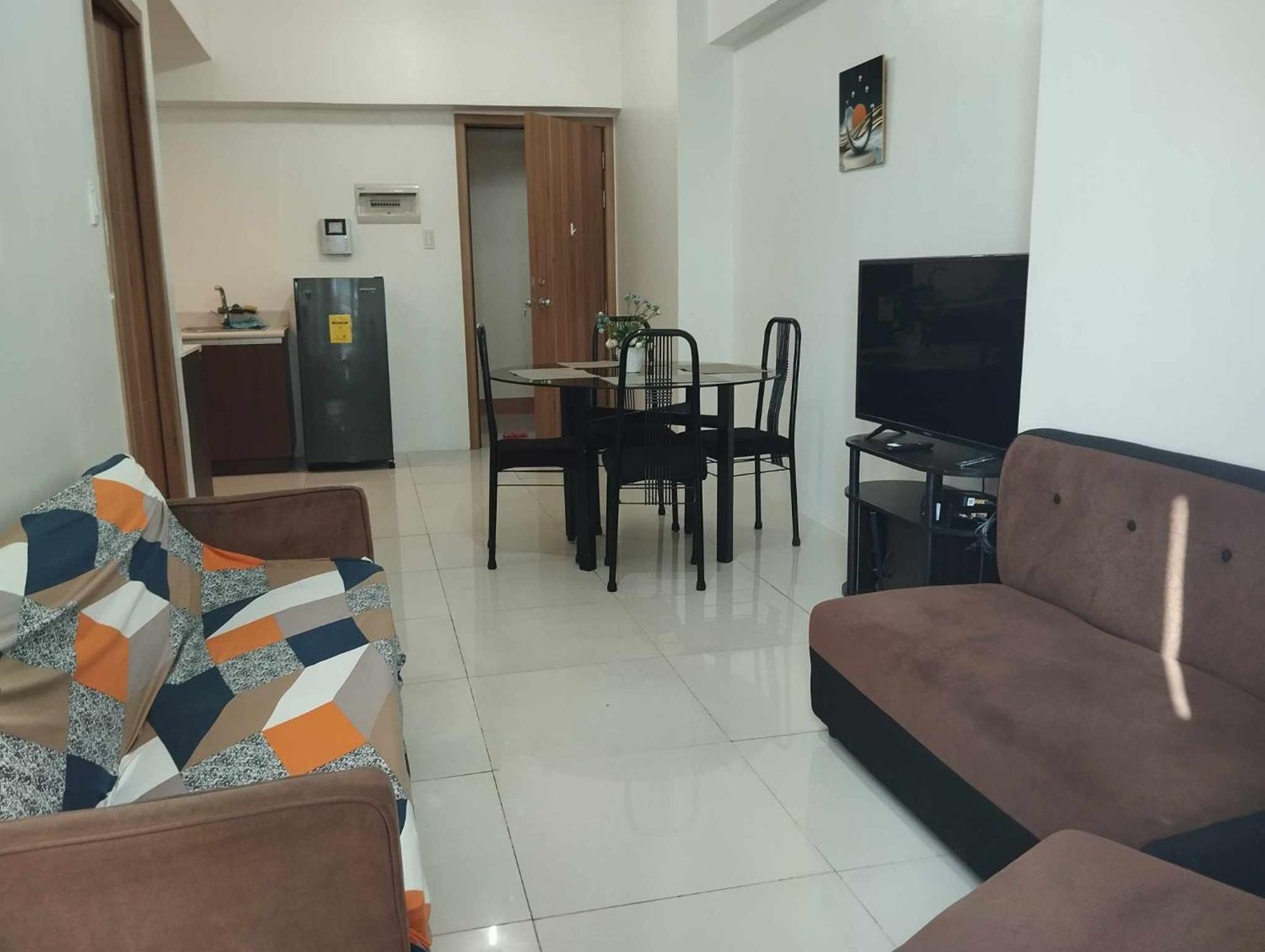 Roxas Blvd Stunning Studio Condo Near Us Embassy 마닐라 외부 사진