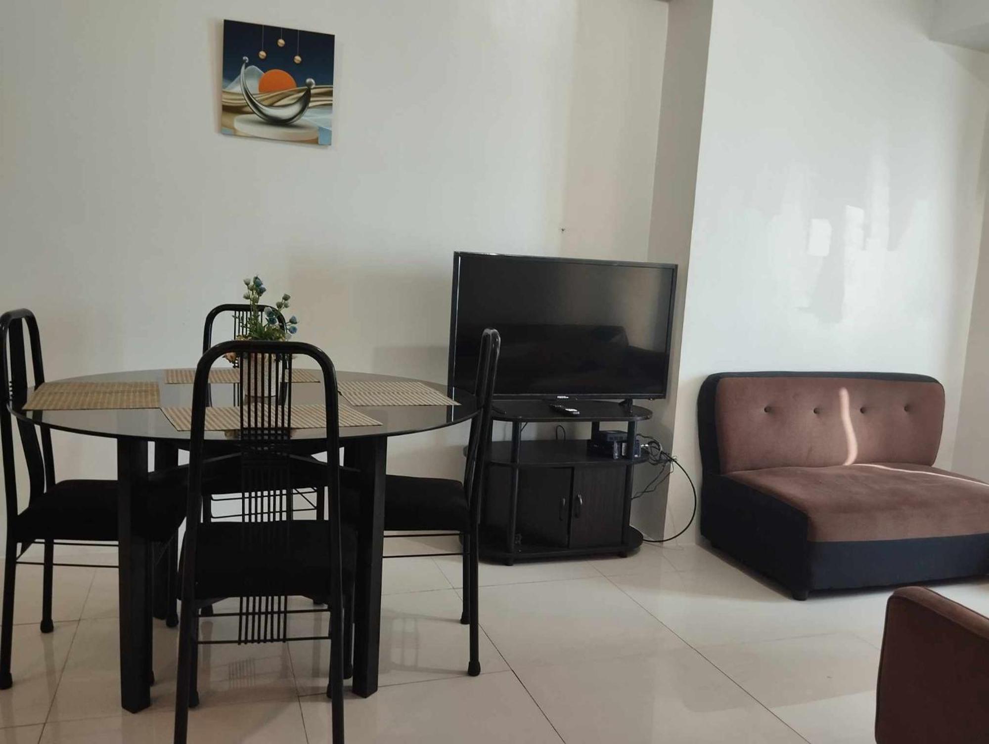 Roxas Blvd Stunning Studio Condo Near Us Embassy 마닐라 외부 사진