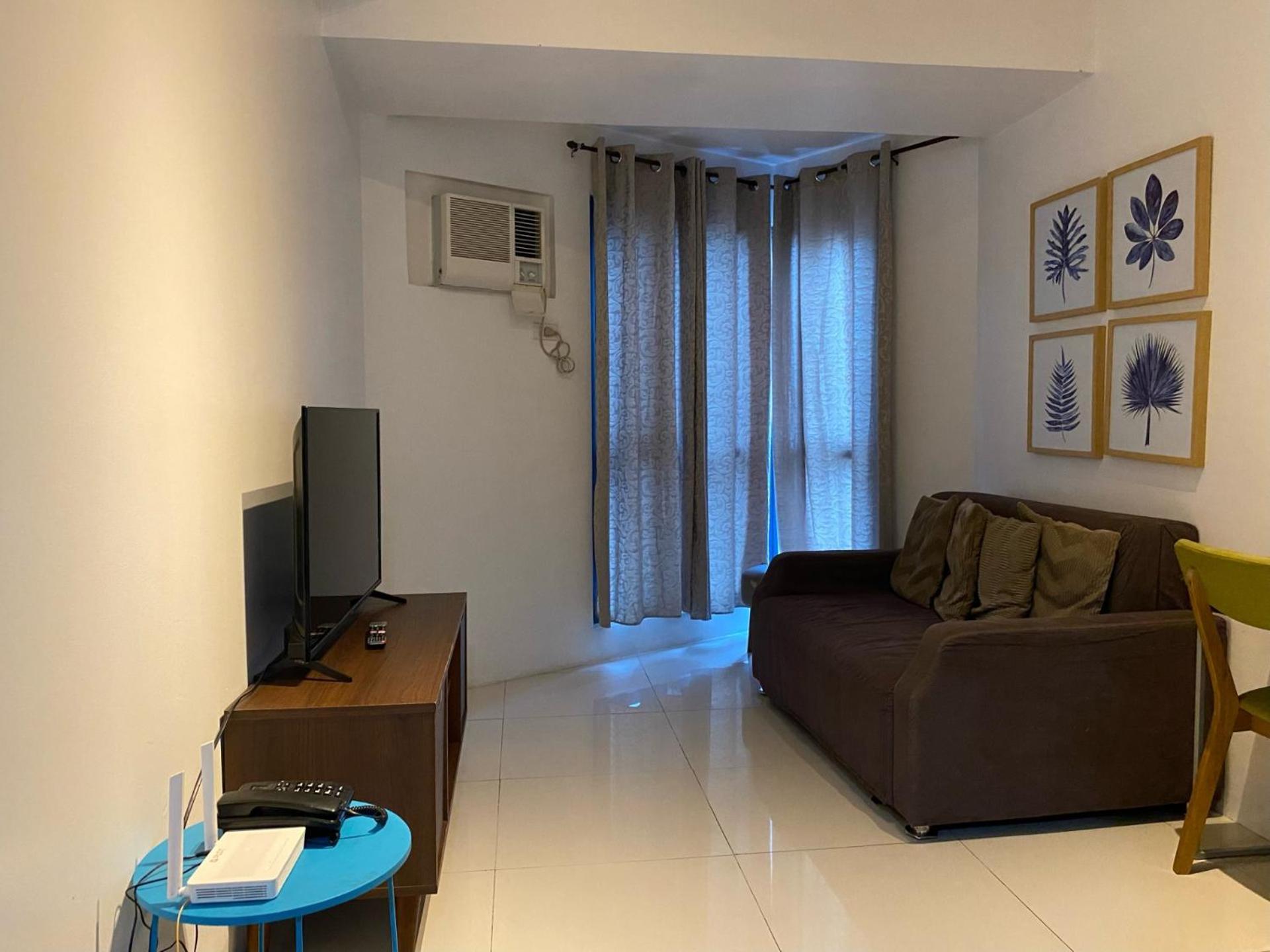 Roxas Blvd Stunning Studio Condo Near Us Embassy 마닐라 외부 사진