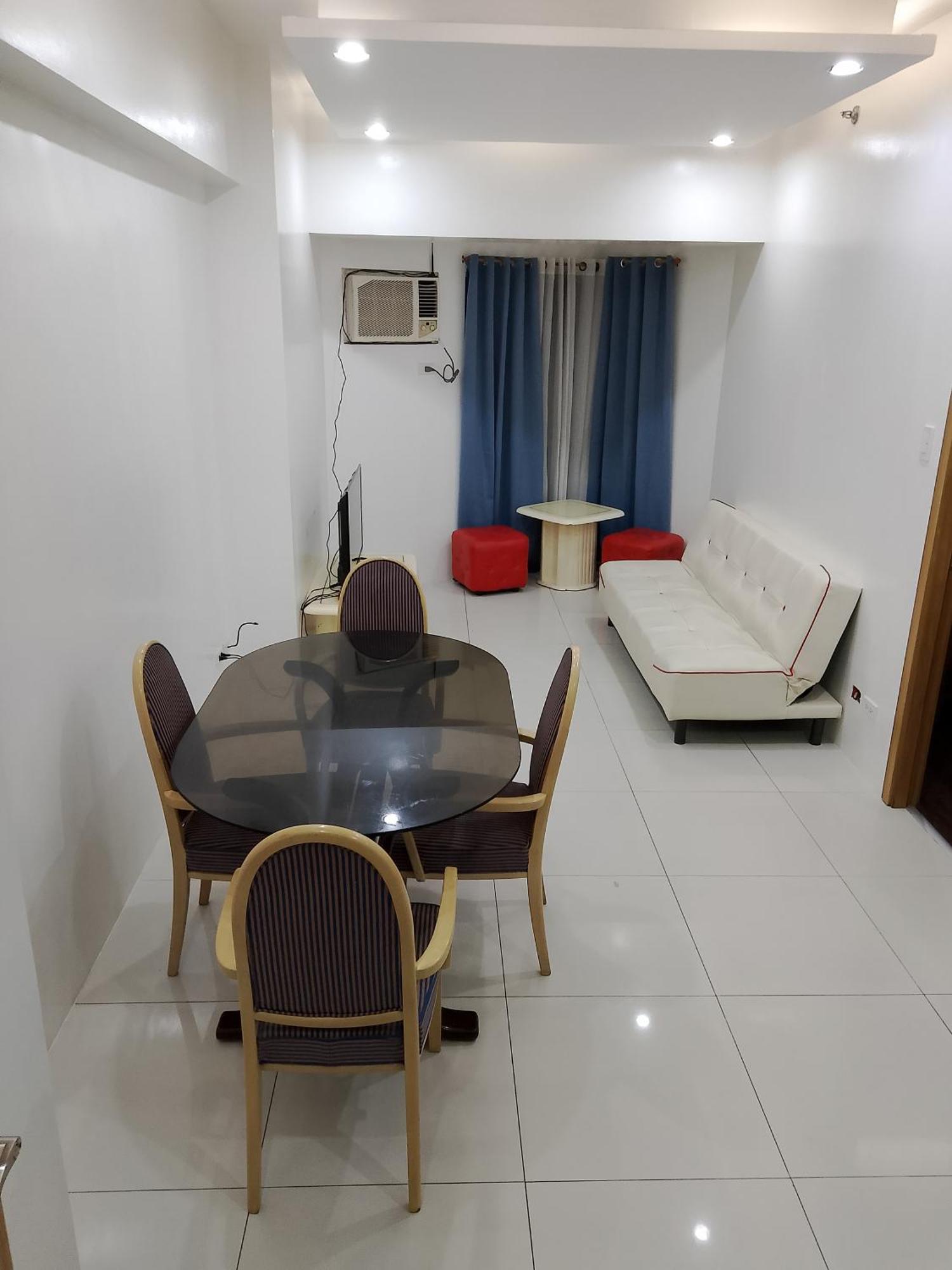 Roxas Blvd Stunning Studio Condo Near Us Embassy 마닐라 외부 사진