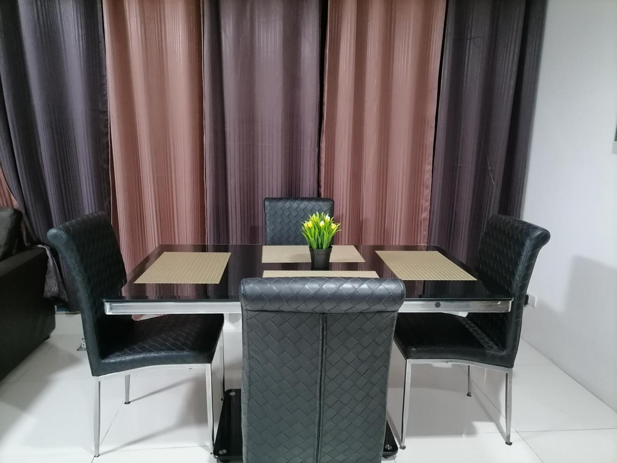 Roxas Blvd Stunning Studio Condo Near Us Embassy 마닐라 외부 사진